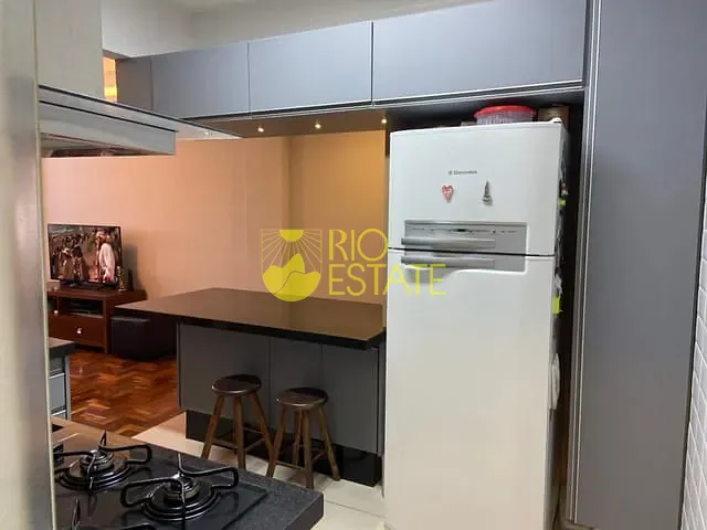 Apartamento com 85m² 3 quartos e 1 banheiro, à venda, no bairro Centro em Barra Mansa