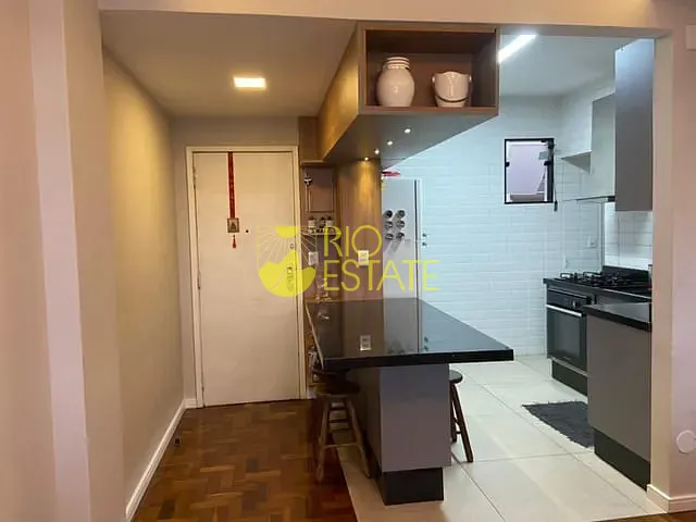 Apartamento com 85m² 3 quartos e 1 banheiro, à venda, no bairro Centro em Barra Mansa