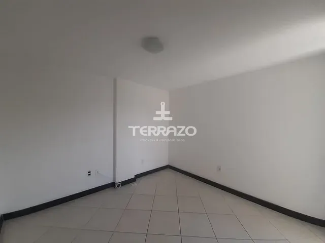 Apartamento com 80m² 3 quartos e 1 banheiro, à venda, no bairro Nossa Senhora das Graças em Volta Redonda
