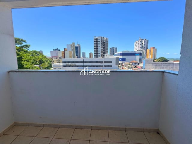 Apartamento 3 quartos e 2 banheiros, à venda ou para alugar, no bairro Centro em Apucarana