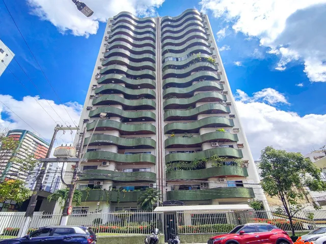 Apartamento 4 quartos e 1 banheiro, à venda, no bairro Nazare em Belém
