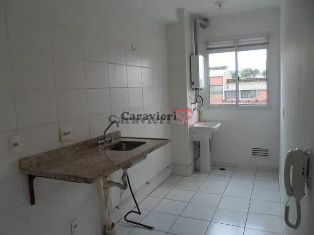 Apartamento 2 quartos e 1 banheiro, à venda ou para alugar, no bairro Guaiaúna em São Paulo