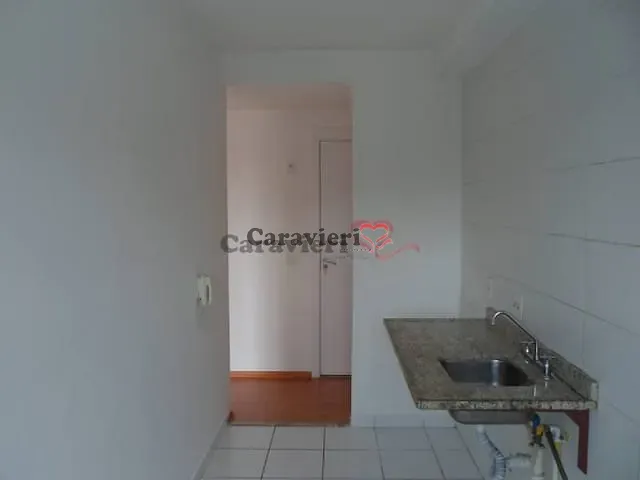 Apartamento 2 quartos e 1 banheiro, à venda ou para alugar, no bairro Guaiaúna em São Paulo