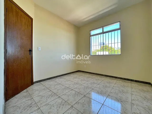 Apartamento com 70m² 2 quartos e 2 banheiros, para alugar, no bairro Heliópolis em Belo Horizonte