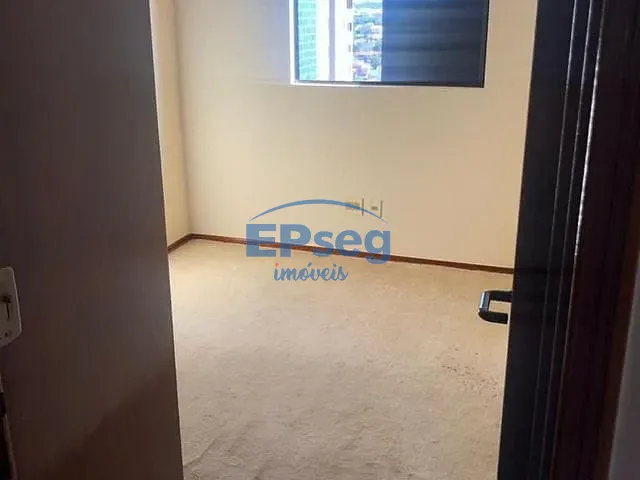 Apartamento com 151m² 3 quartos e 3 banheiros, à venda, no bairro Centro em Londrina