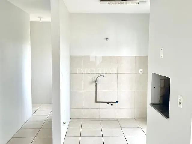 Apartamento 3 quartos e 2 banheiros, à venda ou para alugar, no bairro Centro em Arroio Do Meio
