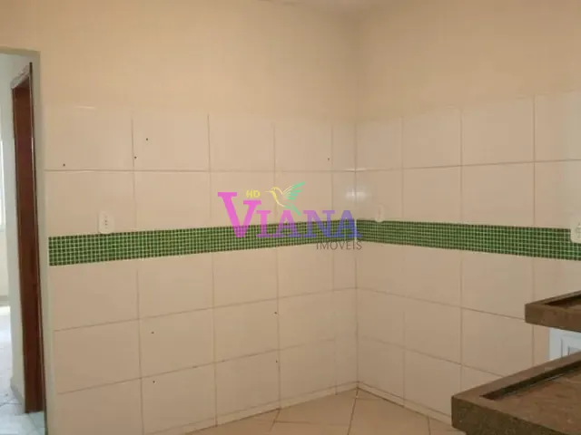 Apartamento 2 quartos e 1 banheiro, para alugar, no bairro Basiléia em Cachoeiro de Itapemirim