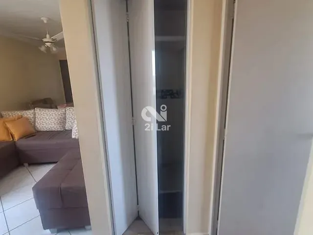 Apartamento 3 quartos e 2 banheiros, à venda, no bairro I.A.P.I. em Osasco
