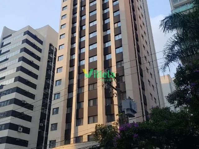 Apartamento à venda ou para alugar, no bairro Moema em São Paulo