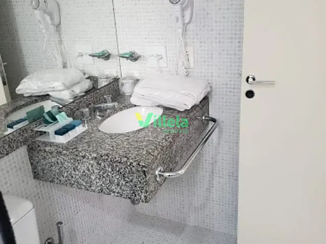 Apartamento à venda ou para alugar, no bairro Moema em São Paulo