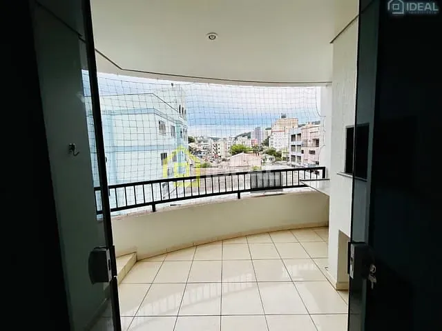 Apartamento com 106m² 3 quartos e 2 banheiros, à venda, no bairro Centro em Concórdia