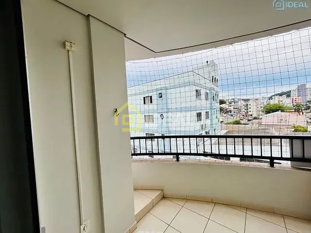 Apartamento com 106m² 3 quartos e 2 banheiros, à venda, no bairro Centro em Concórdia
