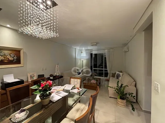 Apartamento com 198m² 3 quartos e 2 banheiros, à venda, no bairro Centro em Jaguariúna