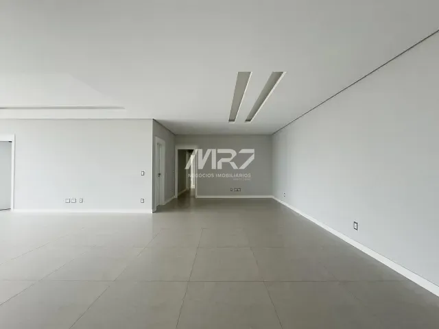 Apartamento 3 quartos e 4 banheiros, à venda, no bairro Jardim Carvalho em Ponta Grossa