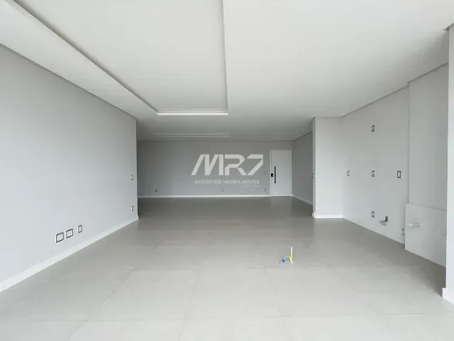 Apartamento 3 quartos e 4 banheiros, à venda, no bairro Jardim Carvalho em Ponta Grossa