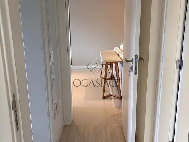 Apartamento 3 quartos e 4 banheiros, à venda, no bairro Meia Praia em Itapema