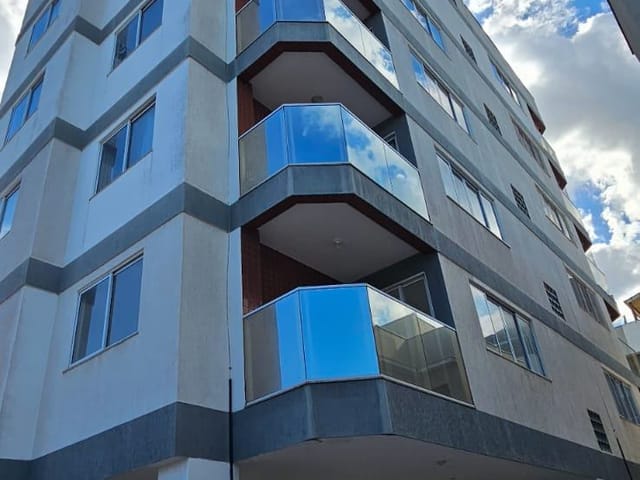 Apartamento 2 quartos e 1 banheiro, à venda, no bairro Recreio em Rio das Ostras