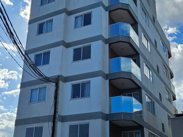 Apartamento 2 quartos e 1 banheiro, à venda, no bairro Recreio em Rio das Ostras
