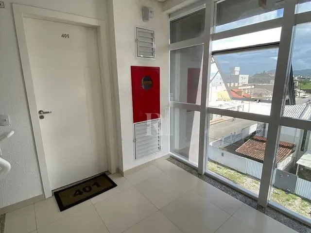 Apartamento 2 quartos e 1 banheiro, à venda, no bairro Universitário em Tijucas