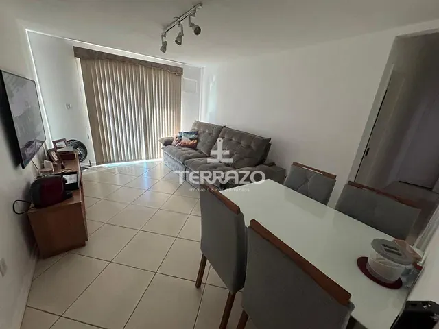 Apartamento com 90m² 3 quartos e 1 banheiro, à venda, no bairro Jardim Amália em Volta Redonda