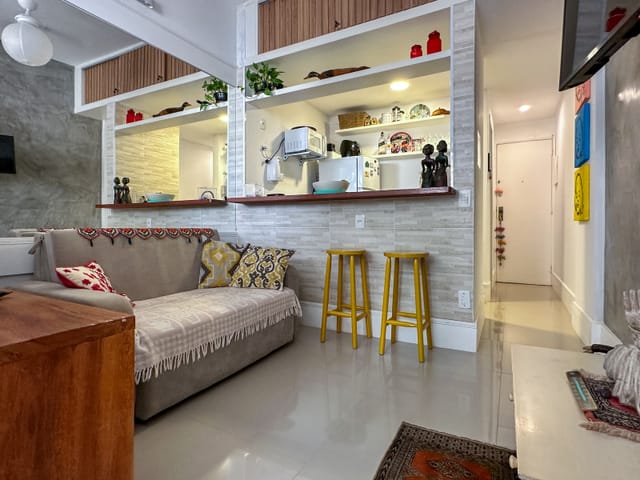Foto do Apartamento - Quarto e sala prontinho no Leme | Vizinhos do Leme