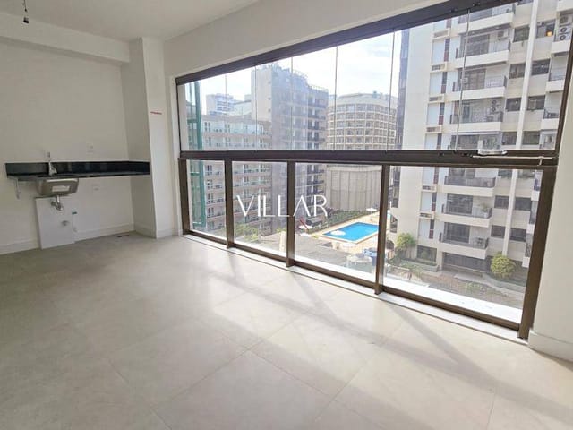 Apartamento com 70m² 2 quartos e 2 banheiros, à venda, no bairro Copacabana em Rio de Janeiro