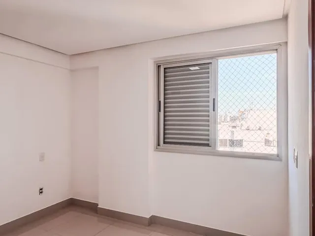 Apartamento 3 quartos e 2 banheiros, para alugar, no bairro Setor Aeroporto em Goiânia