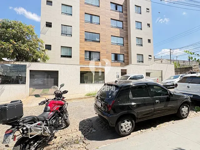 Apartamento 3 quartos e 1 banheiro, à venda, no bairro Marilândia em Belo Horizonte