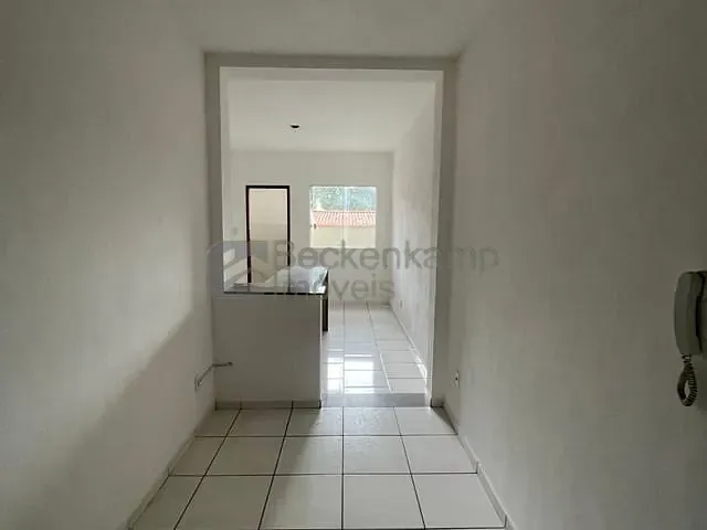 Apartamento 2 quartos e 1 banheiro, à venda, no bairro Vale do Sol em Pinheiral