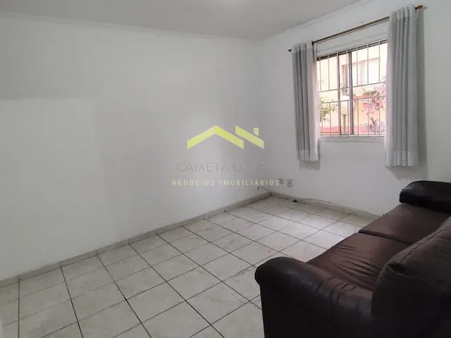 Apartamento 2 quartos e 1 banheiro, à venda, no bairro Vila Camilópolis em Santo André