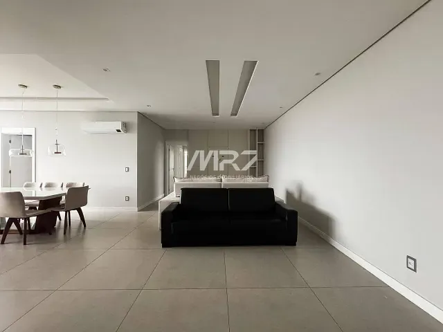 Apartamento 3 quartos e 4 banheiros, à venda ou para alugar, no bairro Jardim Carvalho em Ponta Grossa
