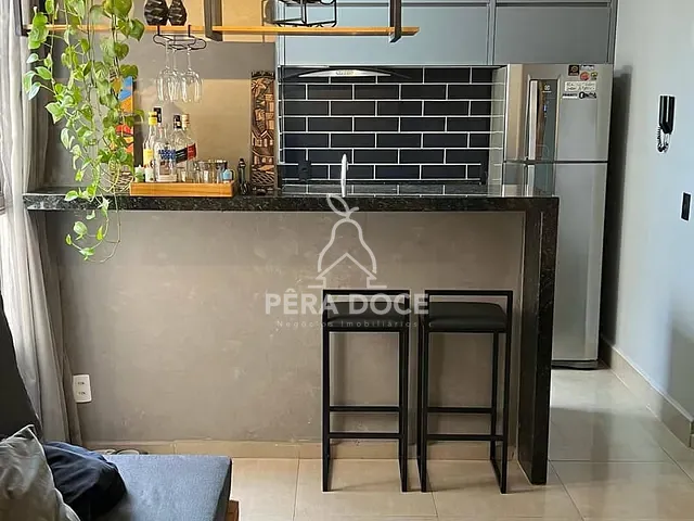 Apartamento 2 quartos e 2 banheiros, à venda, no bairro Mercês em Uberaba