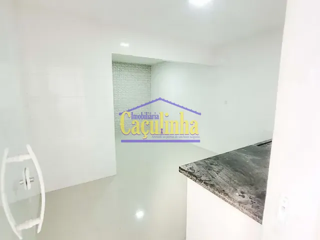 Apartamento com 1m² 3 quartos e 1 banheiro, à venda, no bairro Centro em Barra do Piraí