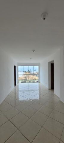 Apartamento com 108m² 2 quartos e 2 banheiros, para alugar, no bairro Village em Rio das Ostras