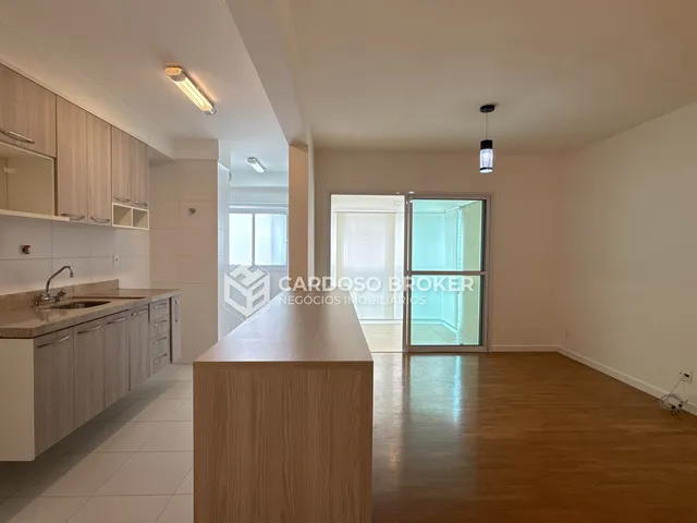 Apartamento com 75m² 2 quartos e 2 banheiros, para alugar, no bairro Dezoito do Forte Empresarial/Alphaville. em Barueri