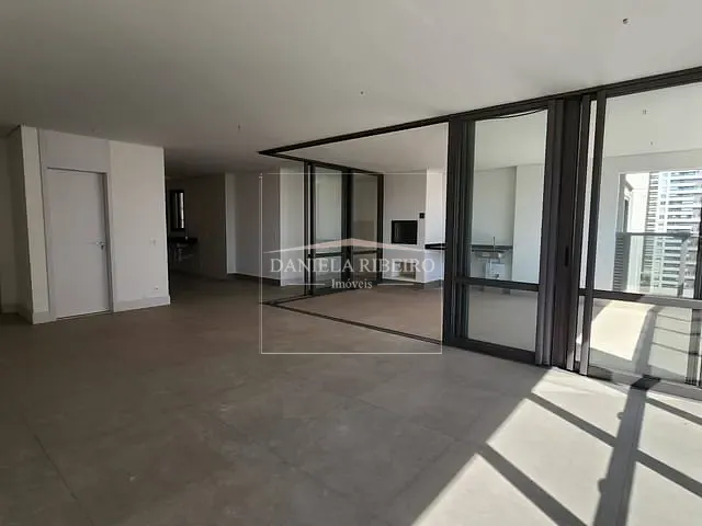 Apartamento 3 quartos e 5 banheiros, à venda, no bairro Gleba Fazenda Palhano em Londrina