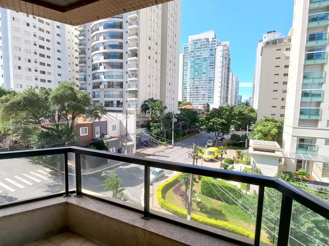 Apartamento com 98m² 2 quartos e 2 banheiros, à venda ou para alugar, no bairro Campo Belo em São Paulo