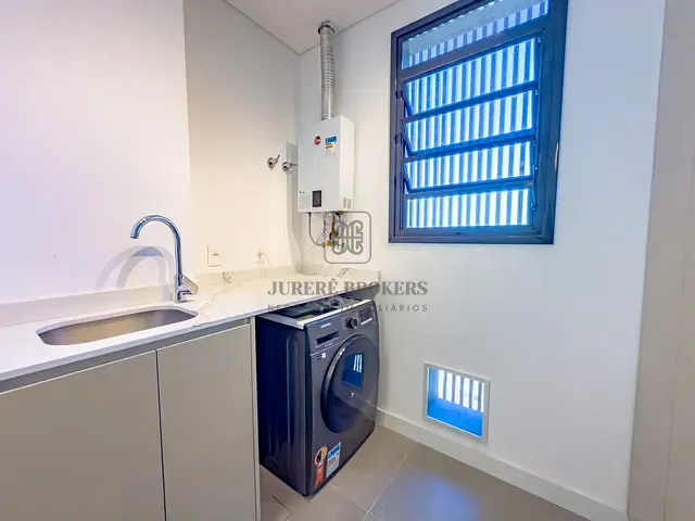 Apartamento 2 quartos e 3 banheiros, à venda, no bairro Canasvieiras em Florianópolis
