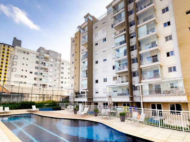 Apartamento com 174m² 3 quartos e 2 banheiros, à venda, no bairro Vila Gumercindo em São Paulo