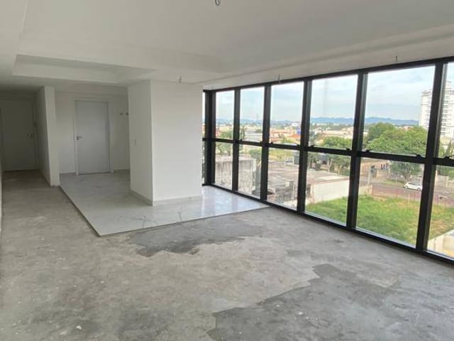 Apartamento com 149m² 3 quartos e 2 banheiros, à venda, no bairro Silveira da Motta em São José dos Pinhais