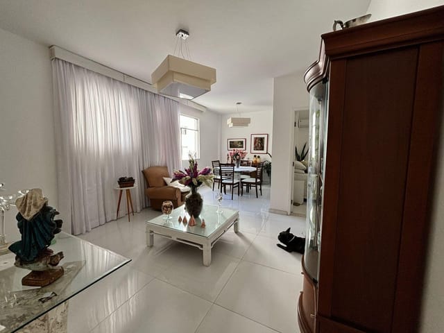 Apartamento 2 quartos e 2 banheiros, à venda, no bairro Vila Laura em Salvador