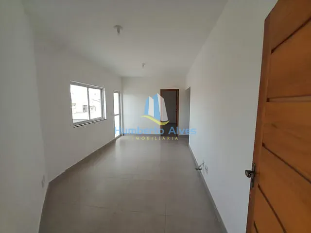 Apartamento 2 quartos e 1 banheiro, para alugar, no bairro Candeias em Vitória da Conquista