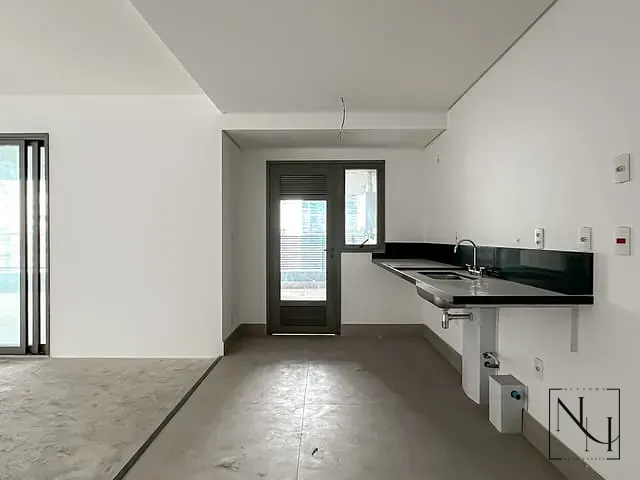 Apartamento com 158m² 3 quartos e 5 banheiros, à venda, no bairro Cidade Monções em São Paulo