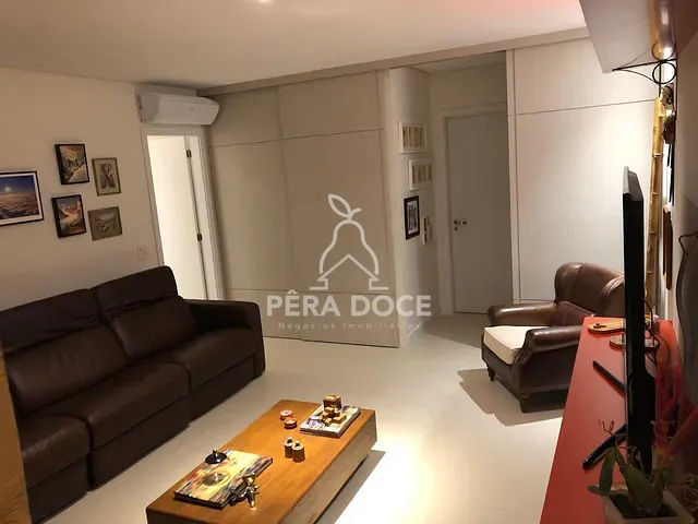 Apartamento 4 quartos e 5 banheiros, à venda, no bairro São Sebastião em Uberaba