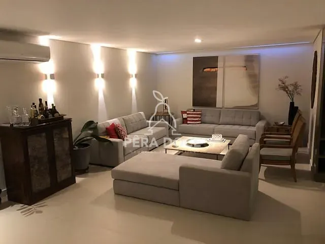 Apartamento 4 quartos e 5 banheiros, à venda, no bairro São Sebastião em Uberaba