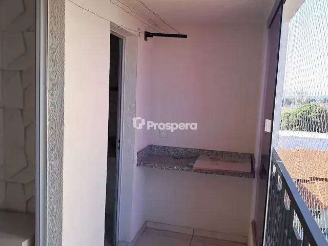 Apartamento 2 quartos e 2 banheiros, à venda, no bairro Vila Rosa em Goiânia