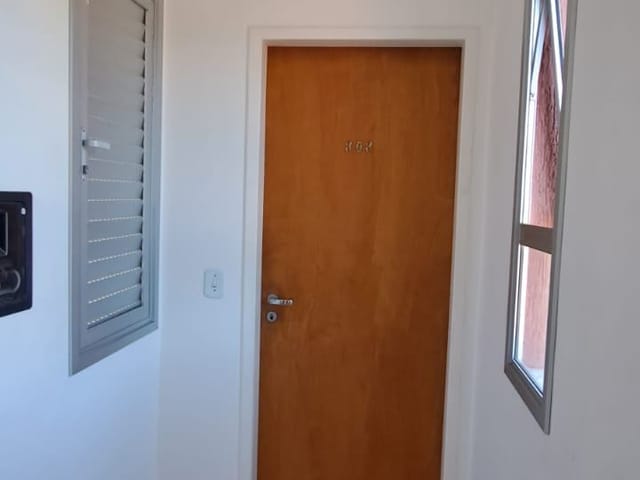 Apartamento 2 quartos e 1 banheiro, à venda, no bairro Costazul em Rio das Ostras