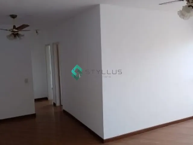 Apartamento 2 quartos e 1 banheiro, para alugar, no bairro Méier em Rio de Janeiro