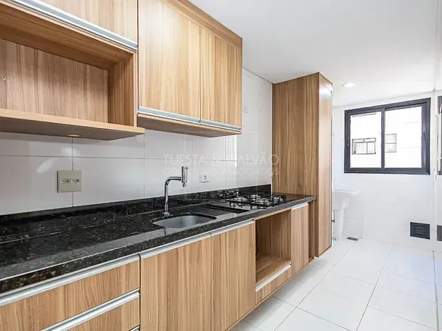 Apartamento com 49m² 1 quarto e 1 banheiro, à venda, no bairro Cristo Rei em Curitiba