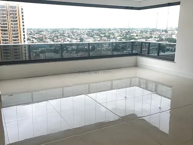 Apartamento com 217m² 4 quartos e 4 banheiros, à venda, no bairro Jardim dos Estados em Campo Grande
